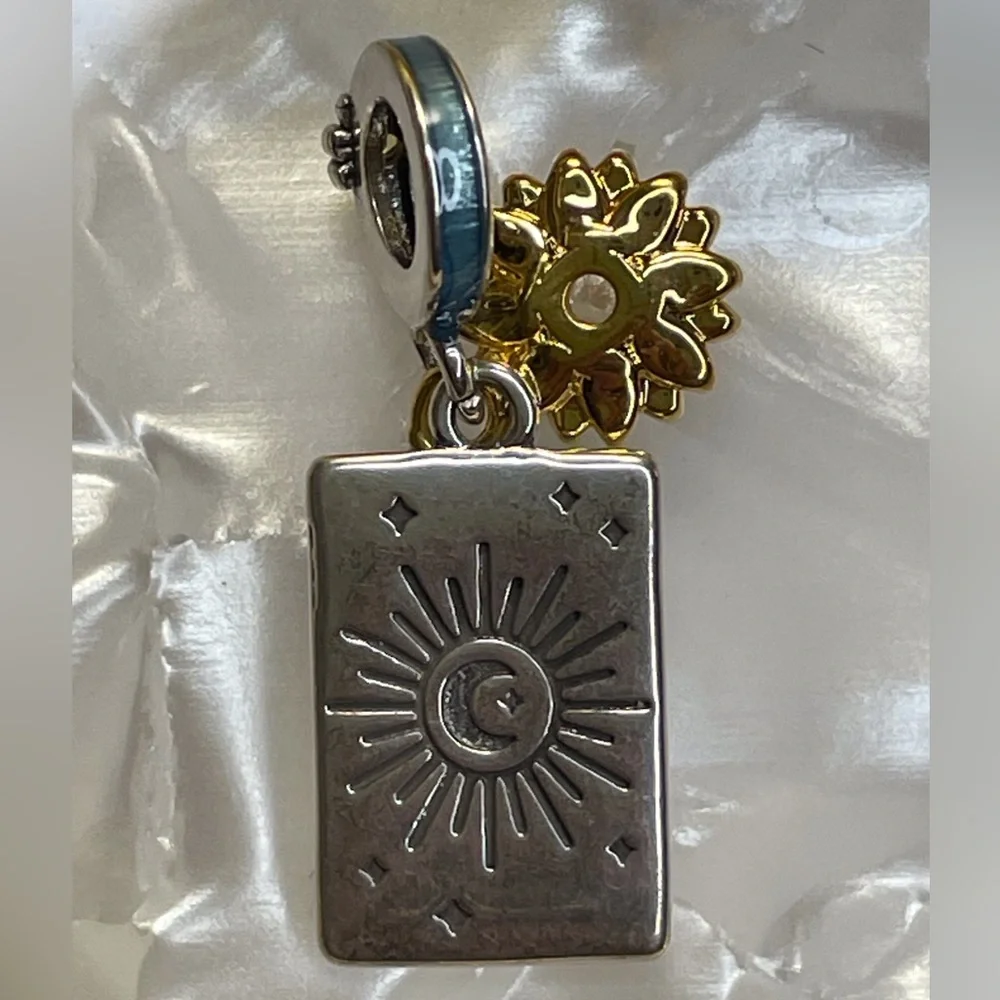 Bracelet Charm Tarot Card The Sun Sterling Silver - Picture 7 of 7